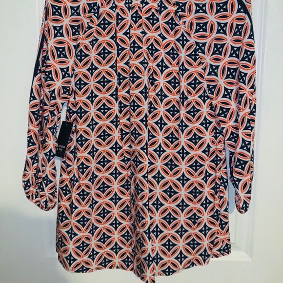 Brand new crown and ivy top. - Picture 4 of 4